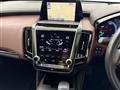 2019 Toyota Crown Hybrid