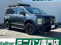 2019 Mitsubishi Delica D5