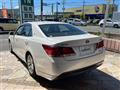 2013 Toyota Crown Hybrid