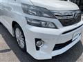 2014 Toyota Vellfire