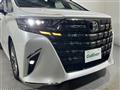 2023 Toyota Alphard Hybrid