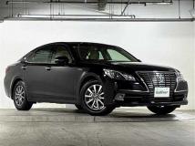 2015 Toyota Crown Hybrid