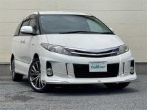 2013 Toyota Estima Hybrid