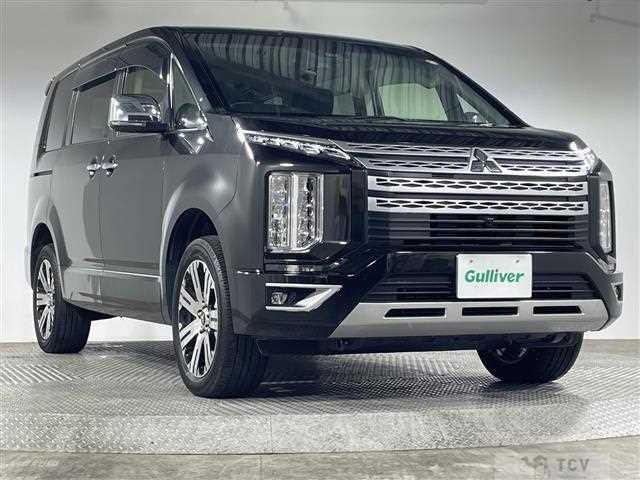 2022 Mitsubishi Delica D5