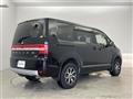 2015 Mitsubishi Delica D5