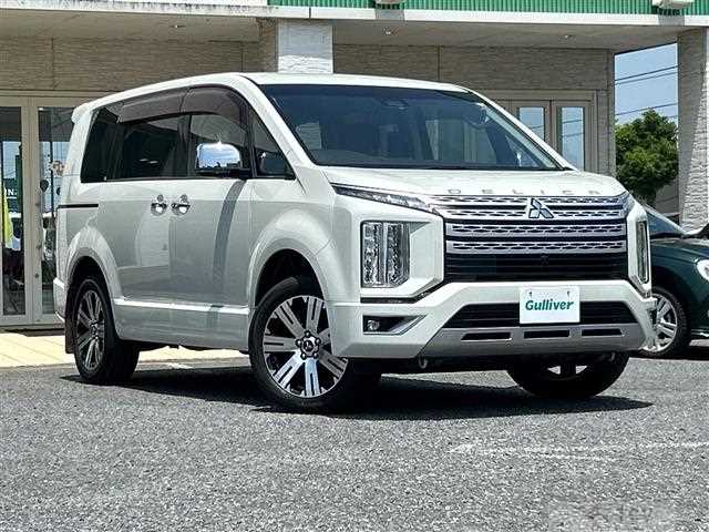 2019 Mitsubishi Delica D5