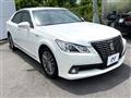 2013 Toyota Crown Hybrid