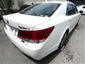2013 Toyota Crown Hybrid