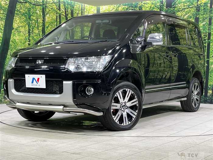 2015 Mitsubishi Delica D5