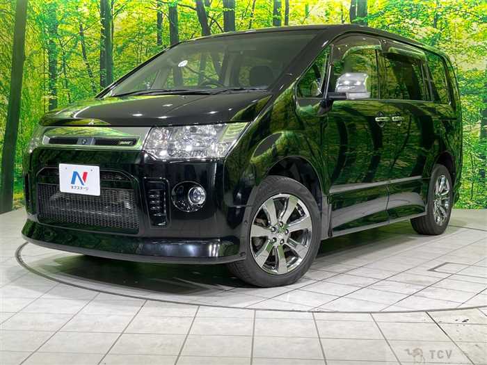 2017 Mitsubishi Delica D5
