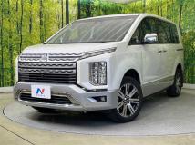 2019 Mitsubishi Delica D5