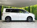2020 Mitsubishi Delica D5