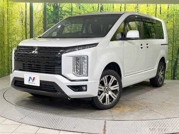 2024 Mitsubishi Delica D5