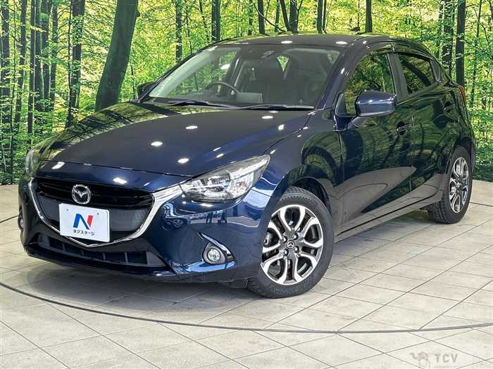 2016 Mazda Demio
