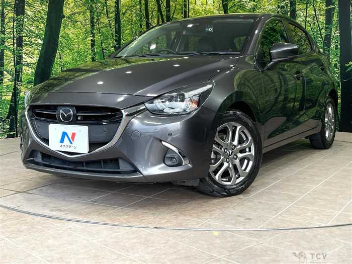 2019 Mazda Demio