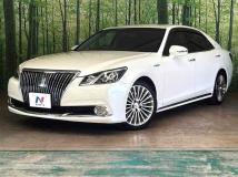 2013 Toyota Crown Majesta