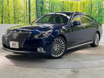2014 Toyota Crown Majesta