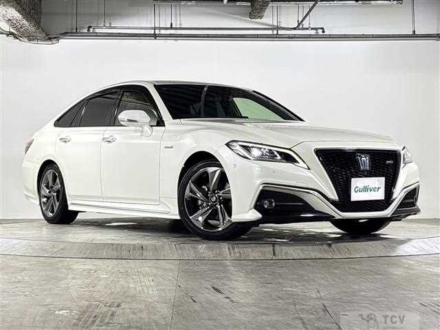 2018 Toyota Crown Hybrid