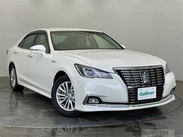 2016 Toyota Crown Hybrid