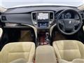 2016 Toyota Crown Hybrid