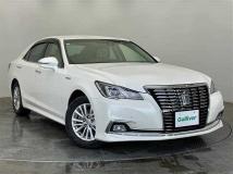 2016 Toyota Crown Hybrid