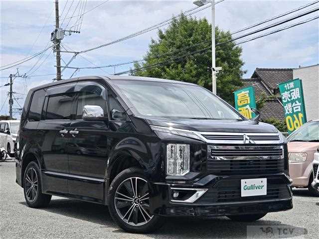 2019 Mitsubishi Delica D5