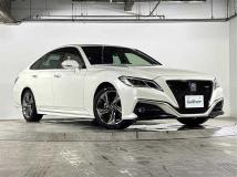 2020 Toyota Crown Hybrid