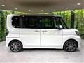 2016 Daihatsu Tanto