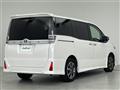 2021 Toyota Voxy