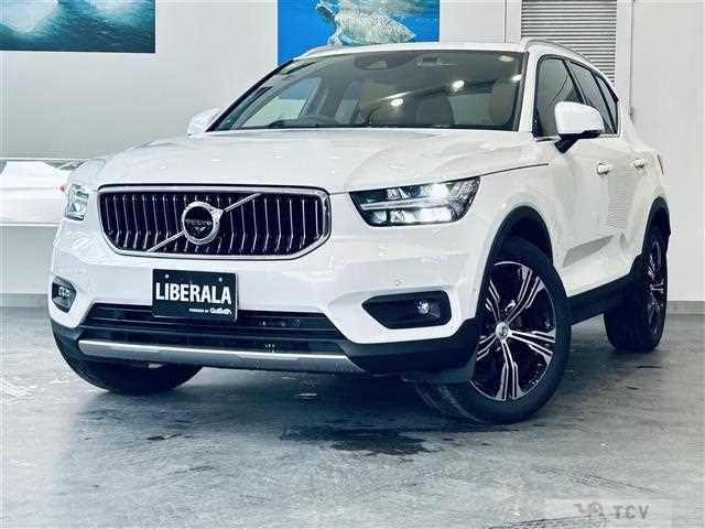 2021 Volvo XC40