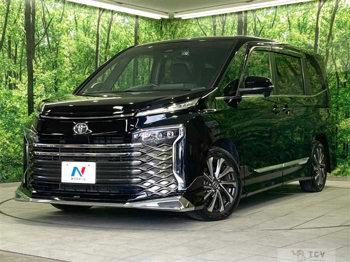 2023 Toyota Voxy