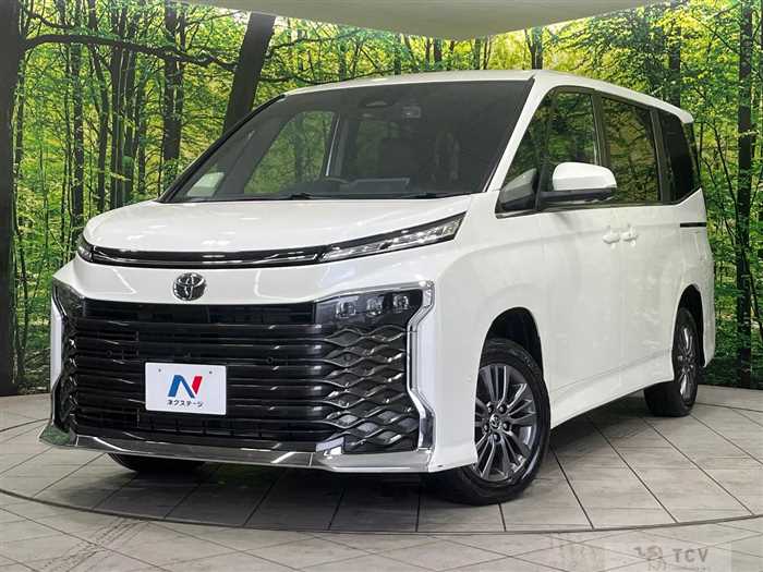 2023 Toyota Voxy