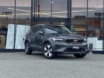 2025 Volvo XC40