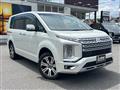 2019 Mitsubishi Delica D5