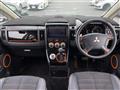 2017 Mitsubishi Delica D5