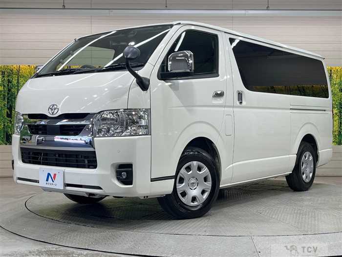 2022 Toyota Hiace Van