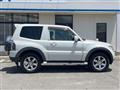 2006 Mitsubishi Pajero