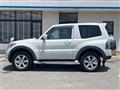 2006 Mitsubishi Pajero
