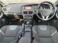 2018 Volvo V40