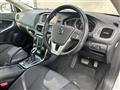 2018 Volvo V40