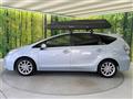 2014 Toyota PRIUS α