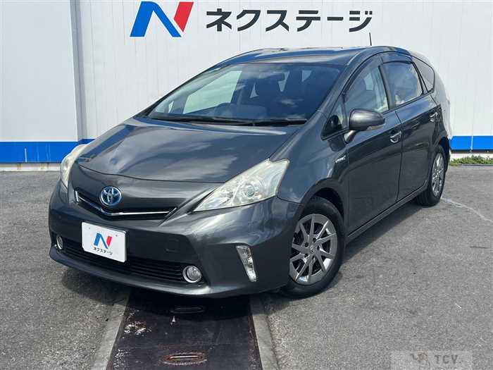 2013 Toyota PRIUS α