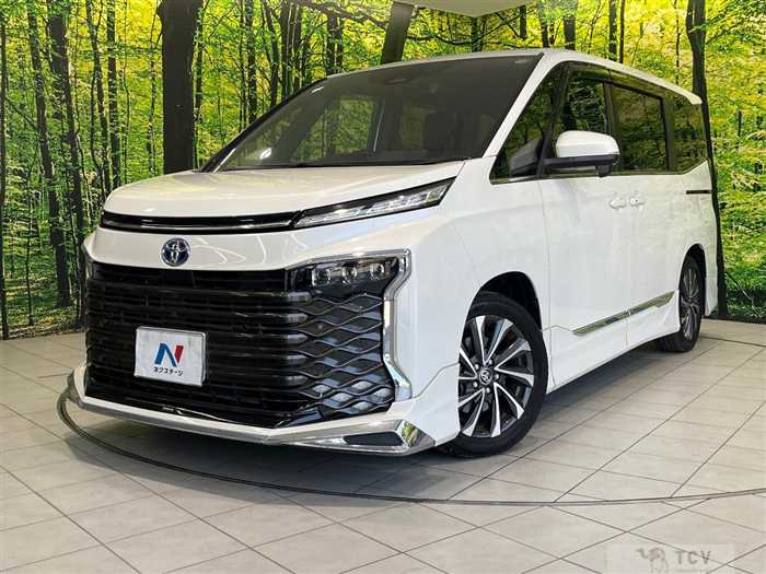 2023 Toyota Voxy