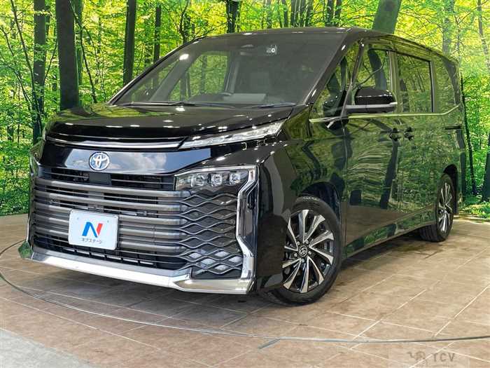 2023 Toyota Voxy