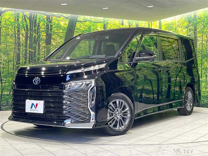 2023 Toyota Voxy