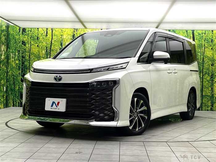 2025 Toyota Voxy