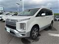 2019 Mitsubishi Delica D5