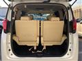 2015 Toyota Alphard Hybrid