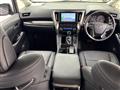2022 Toyota Alphard