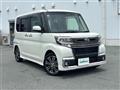 2017 Daihatsu Tanto